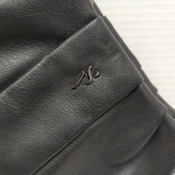 Simply Vera Vera Wang Black Clutch - Picture 2 of 8